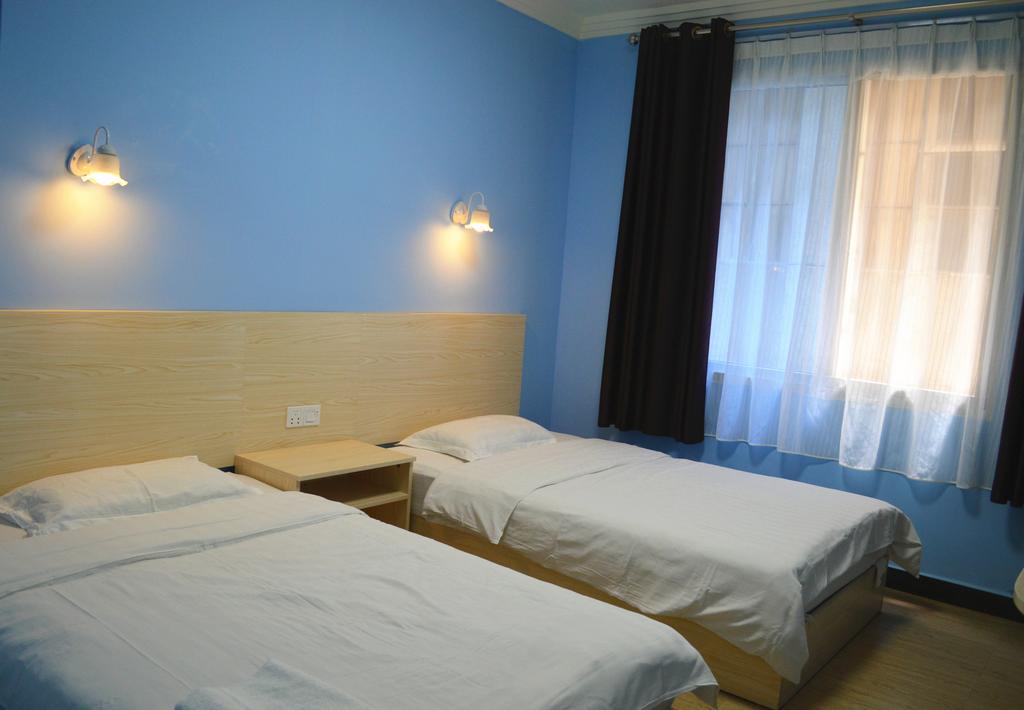 Buddy'S Hostel Guilin Bagian luar foto