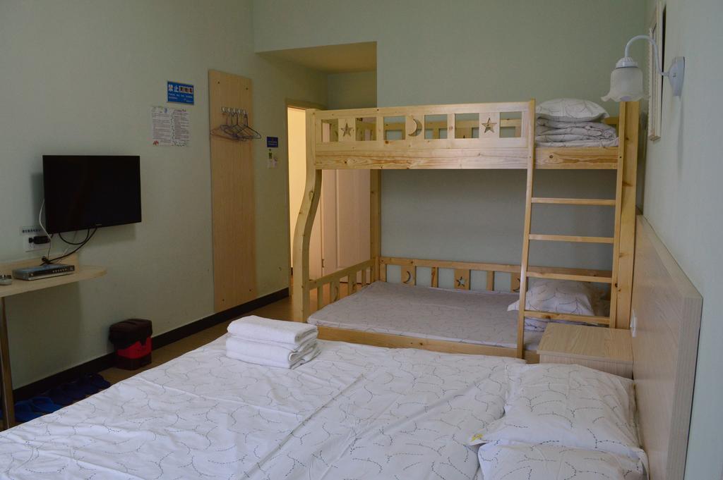 Buddy'S Hostel Guilin Bagian luar foto